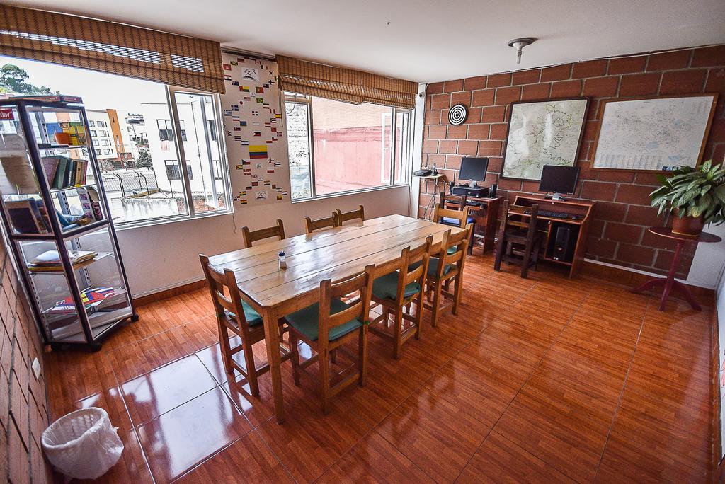 Mountain House Manizales Bagian luar foto